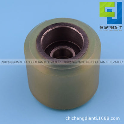 Applicable to Mitsubishi escalator armrest belt wheel pressure belt wheel roller iron core 60*55*6202 belt wheel