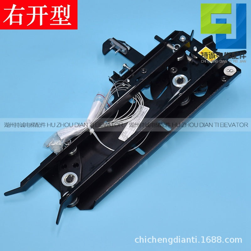 Ningbo ouling elevator door knife OMS100 car door locking device anti-slip door machine car lock original accessories