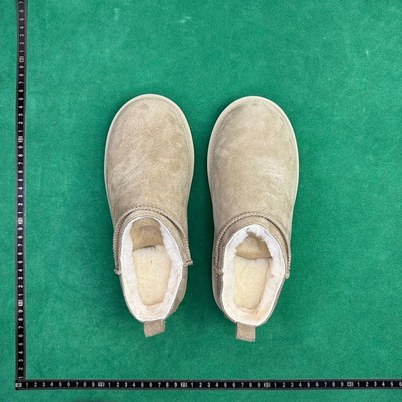 UGG