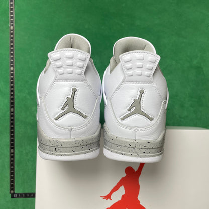 Air Jordan 4 Retro