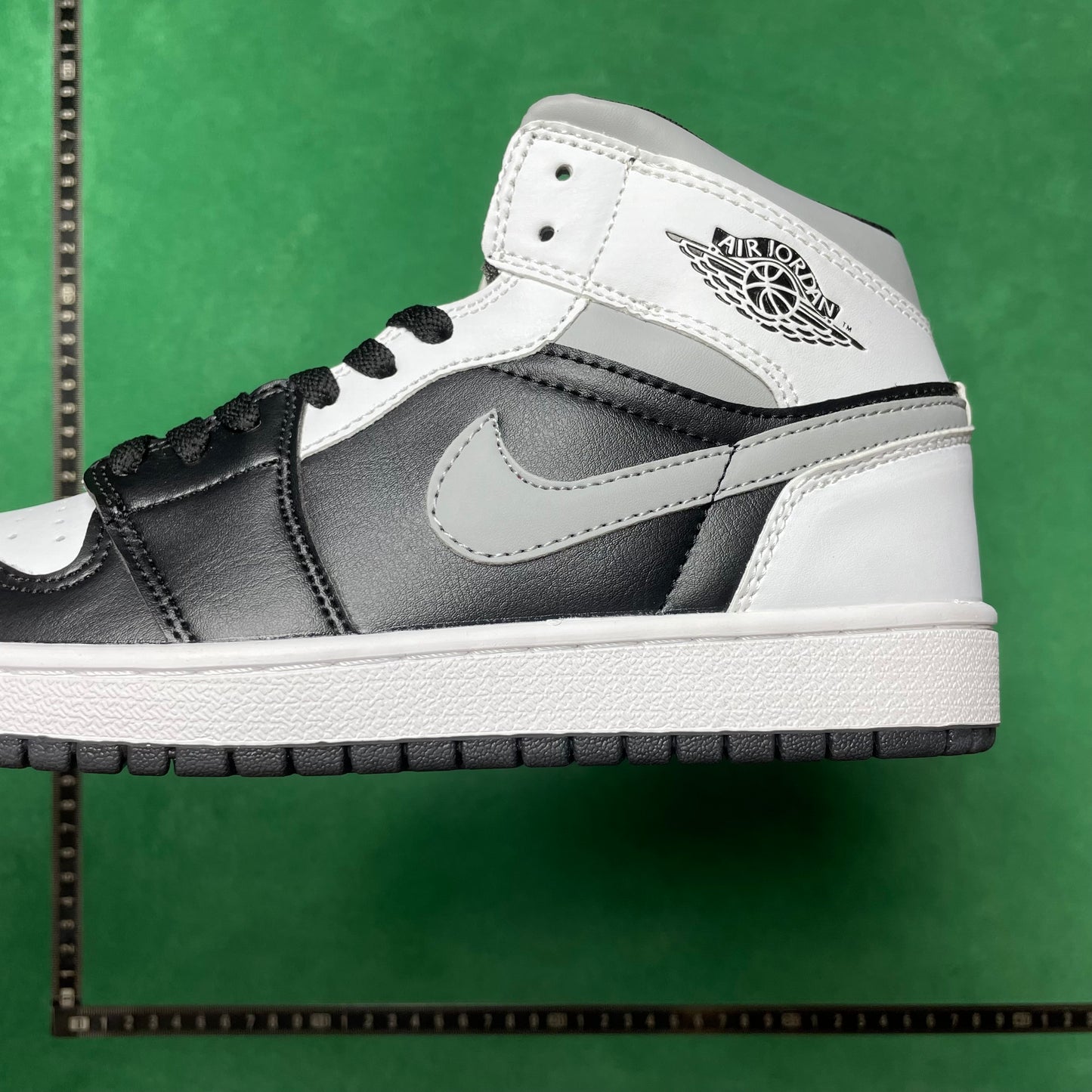 Air Jordan 1