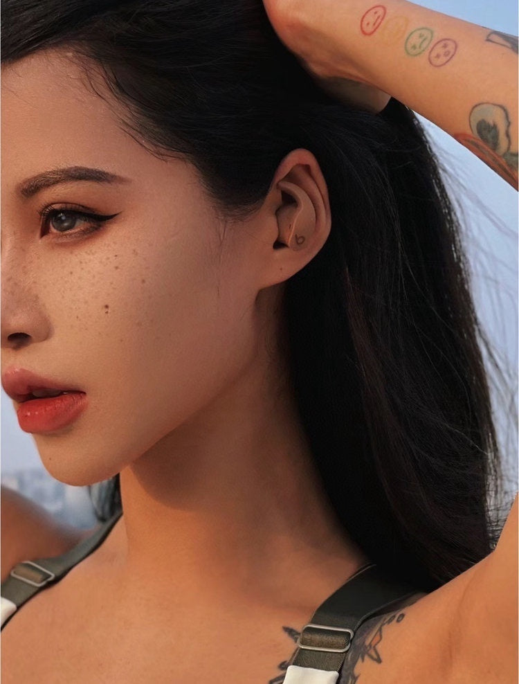 Beats by Kim earbuds
