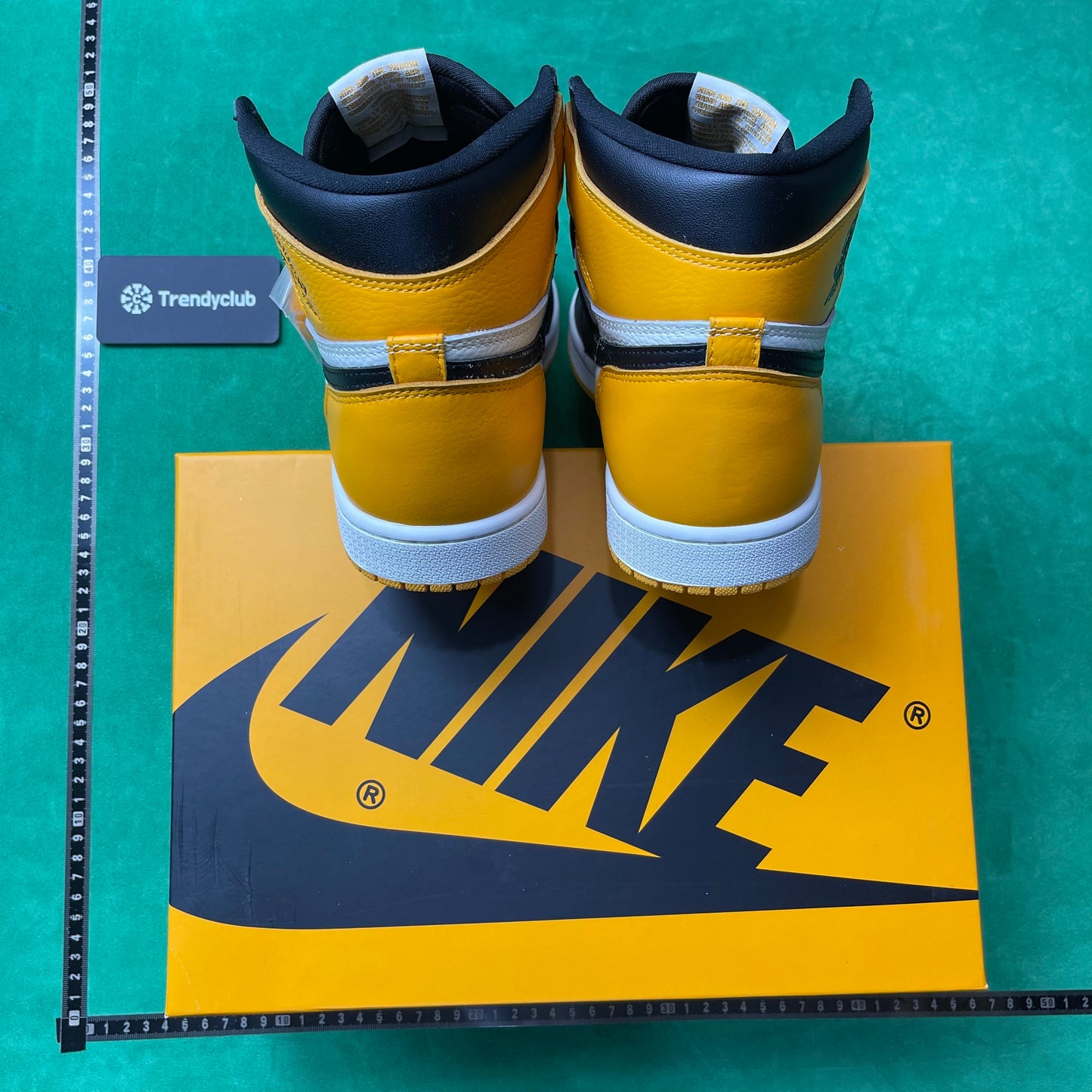 Air Jordan 1