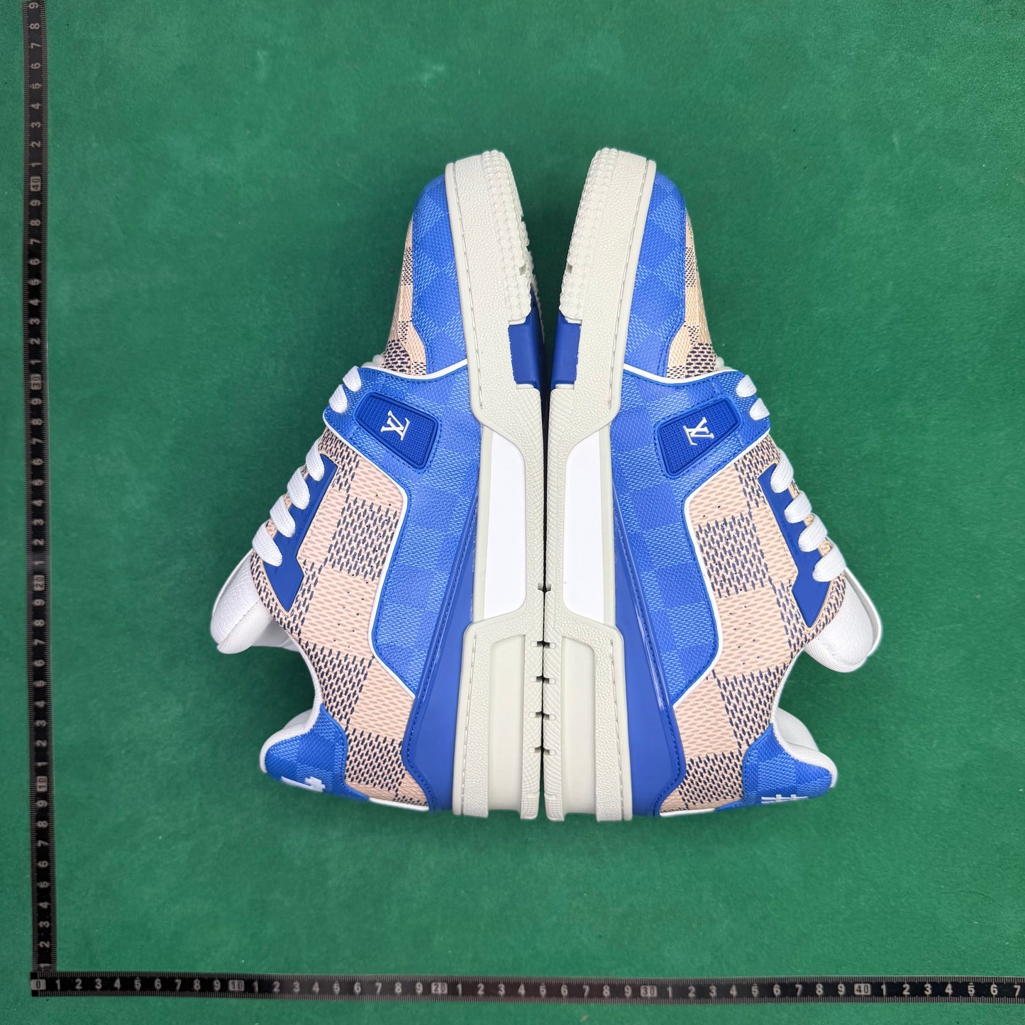 Louis Vuitton  - TT Trainer