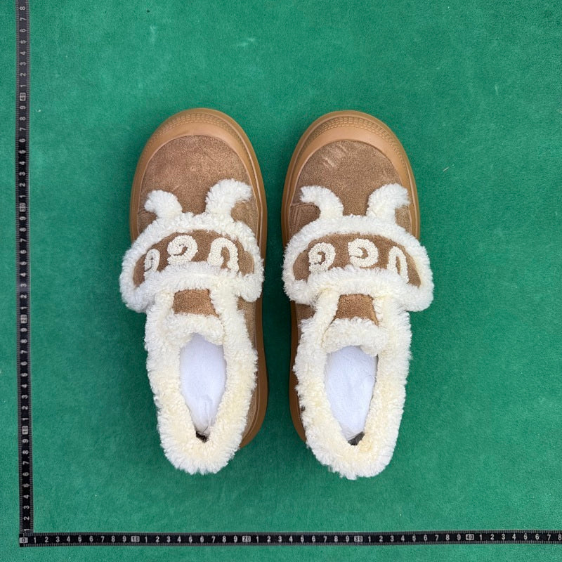 UGG