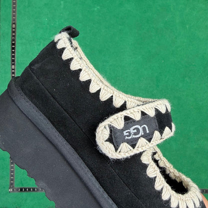 UGG