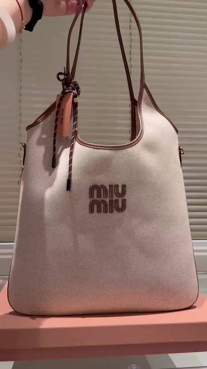 MiuMiu