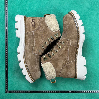 UGG