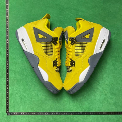 Air Jordan 4 Retro