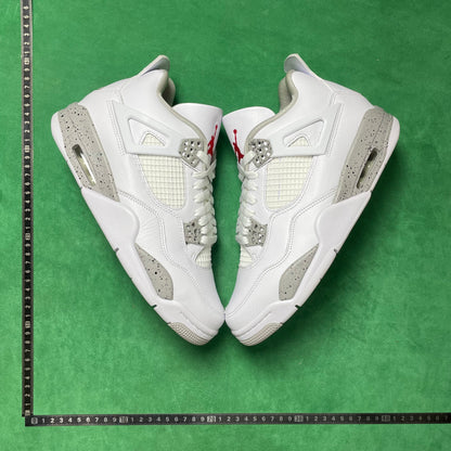 Air Jordan 4 Retro