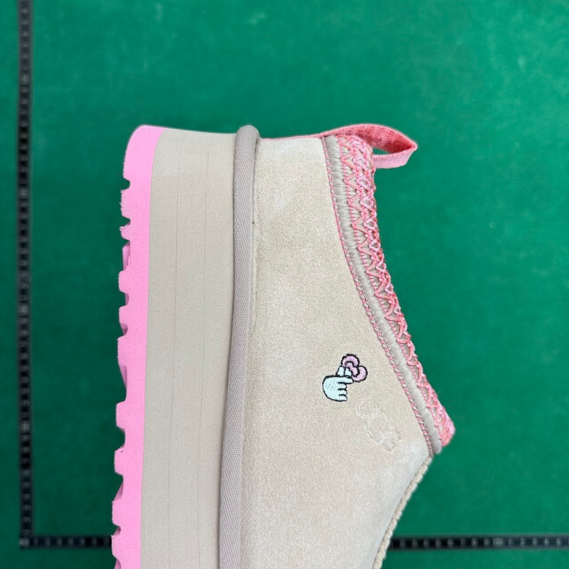 UGG
