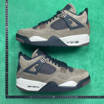 Air Jordan 4 Retro