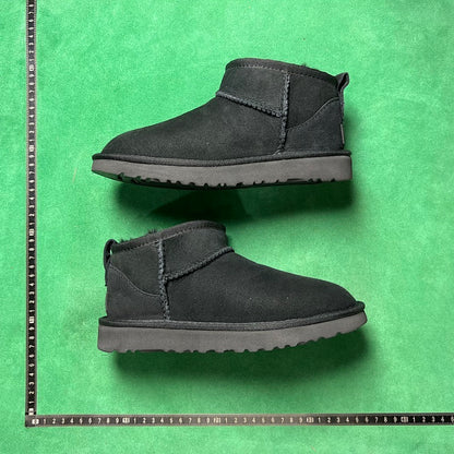 UGG