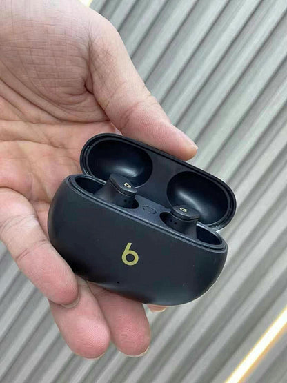 Beats Studio buds +