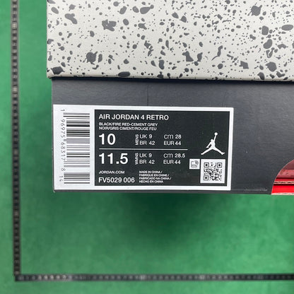 Air Jordan 4 Retro