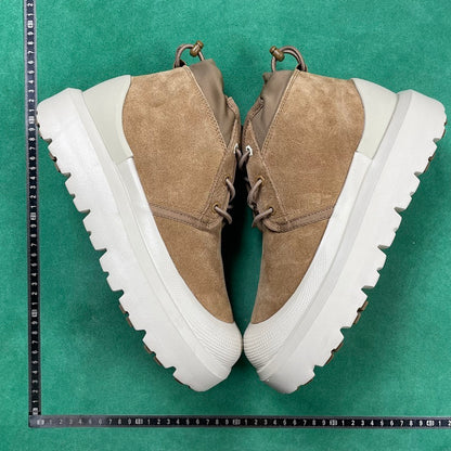 UGG