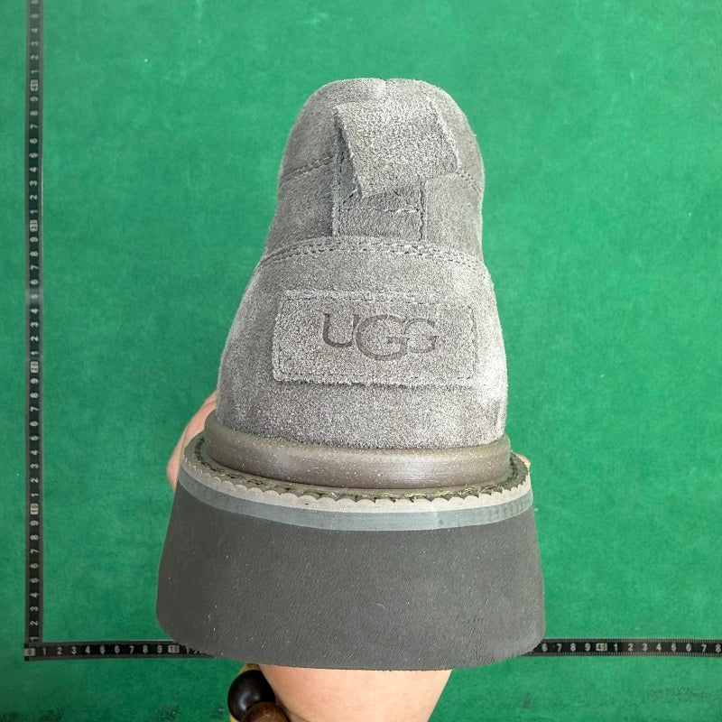 UGG