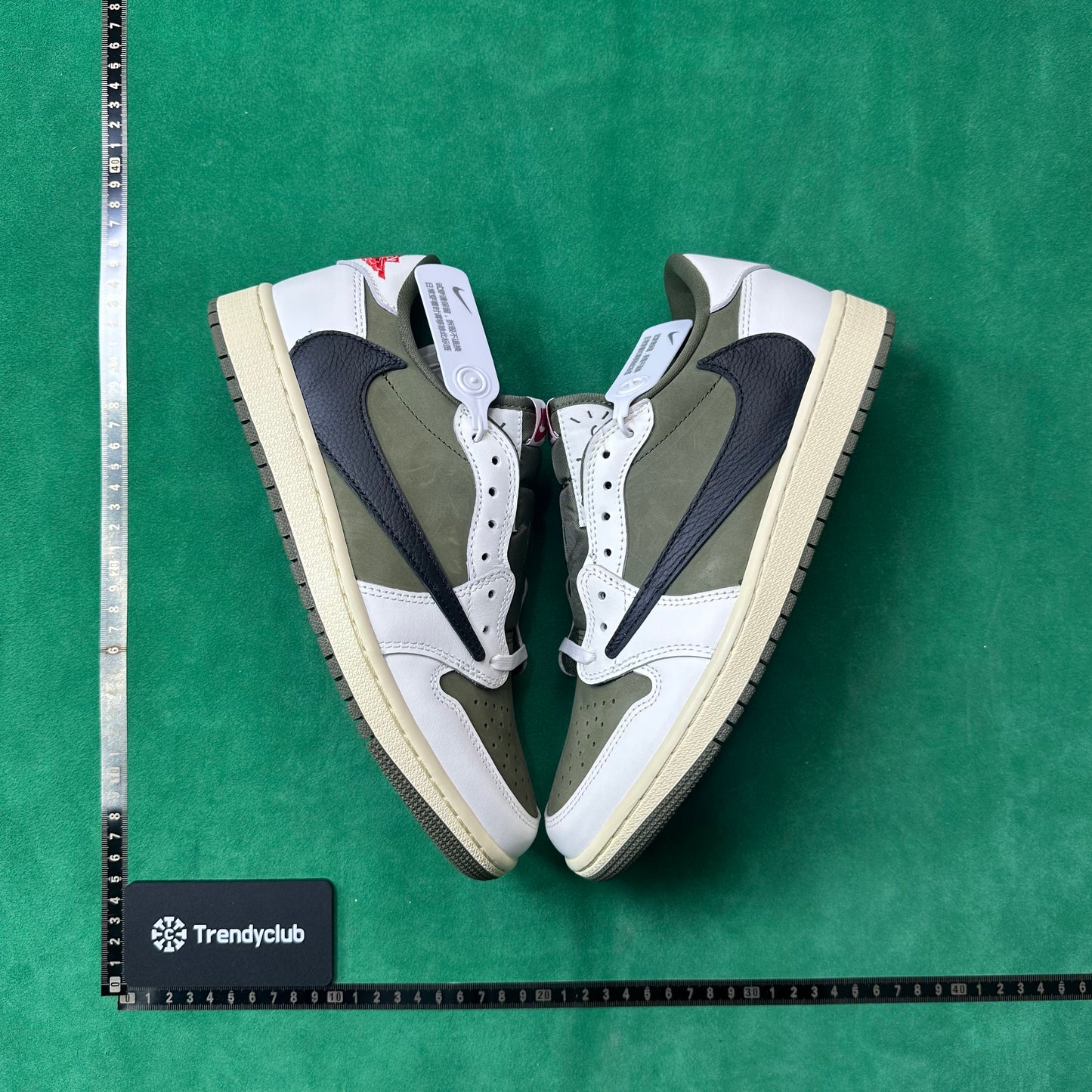 Air Jordan 1