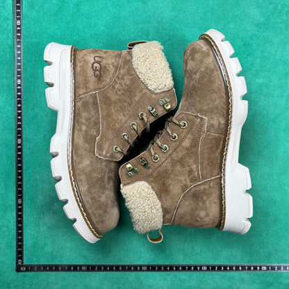 UGG