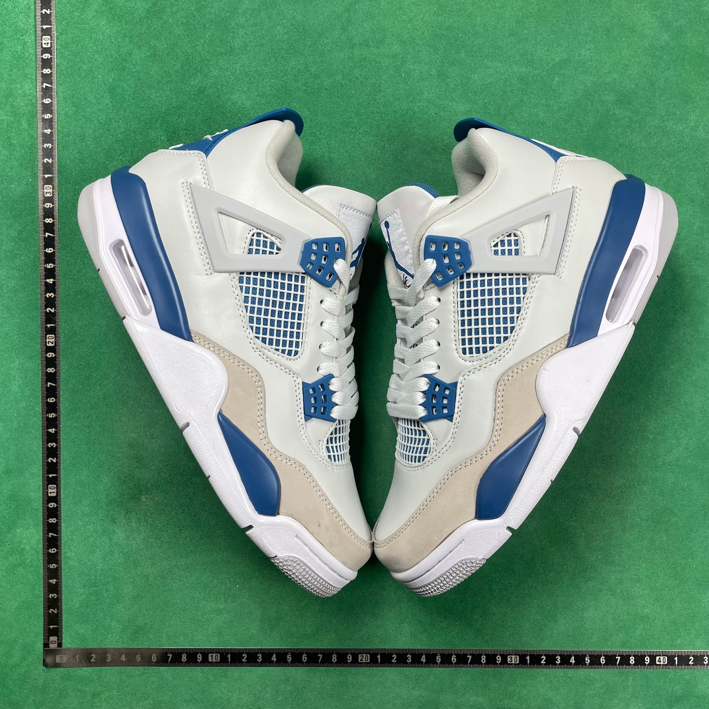 Air Jordan 4 Se