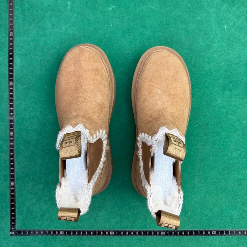 UGG