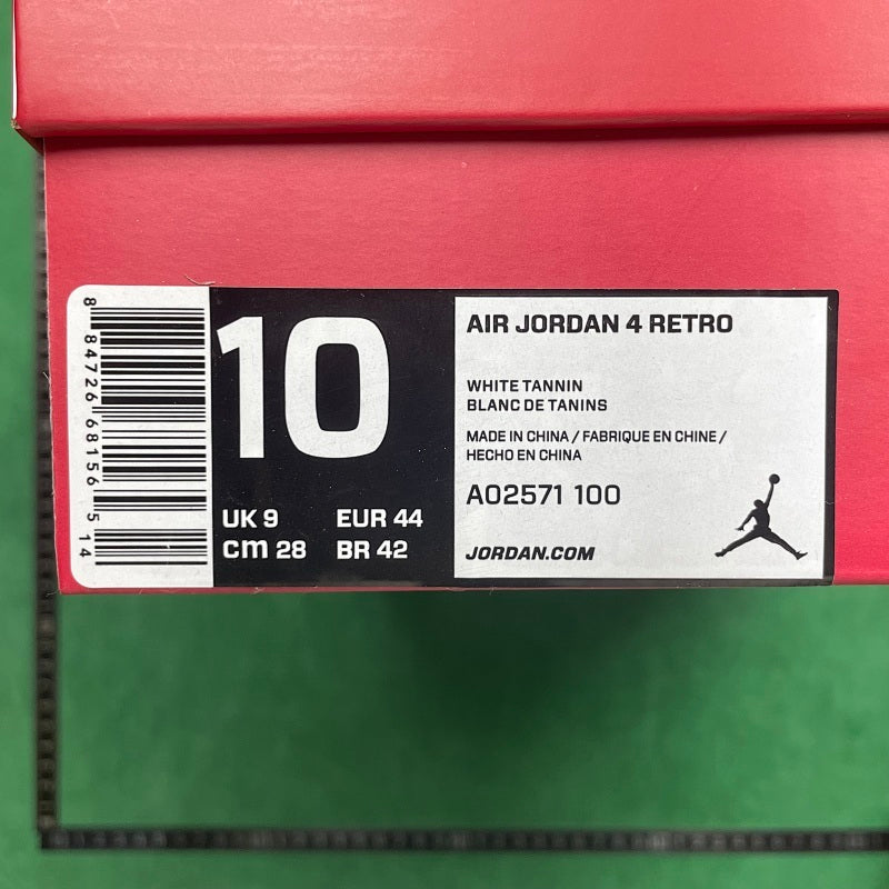 Air Jordan 4 Retro