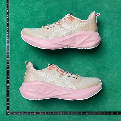 Asics Novablast 5