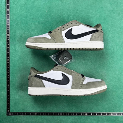 Air Jordan 1