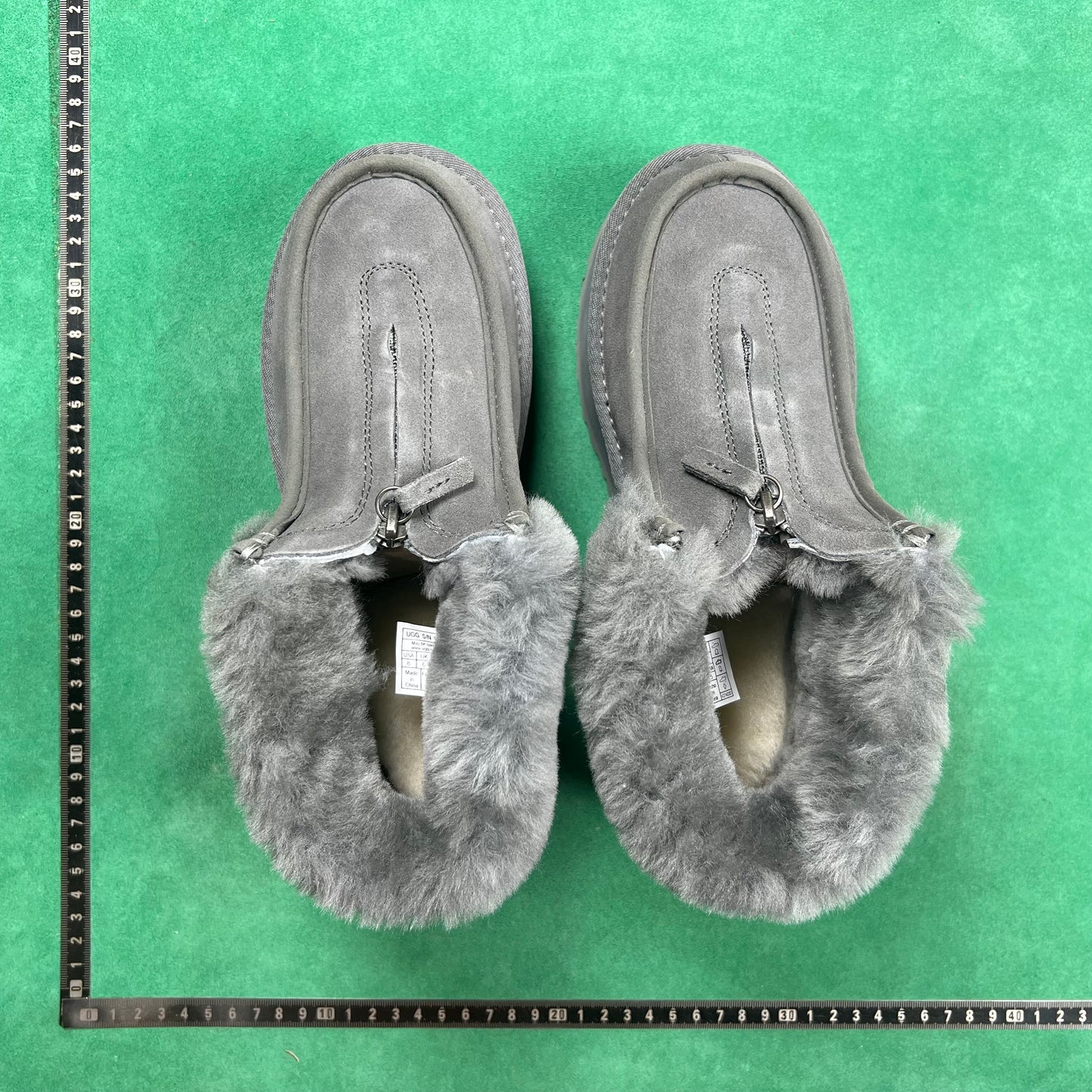 UGG