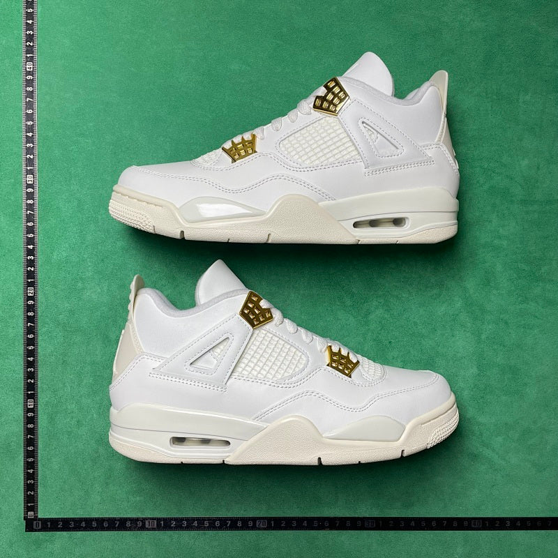 Air Jordan 4 WMNS Retro