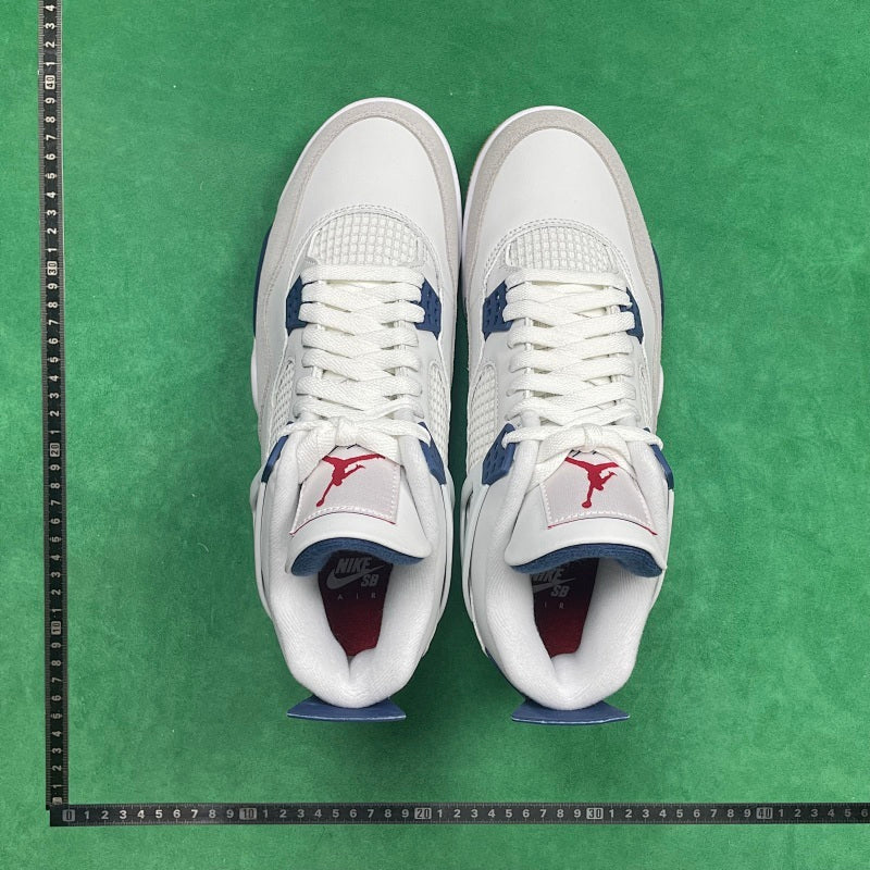 Air Jordan 4 Retro Sp