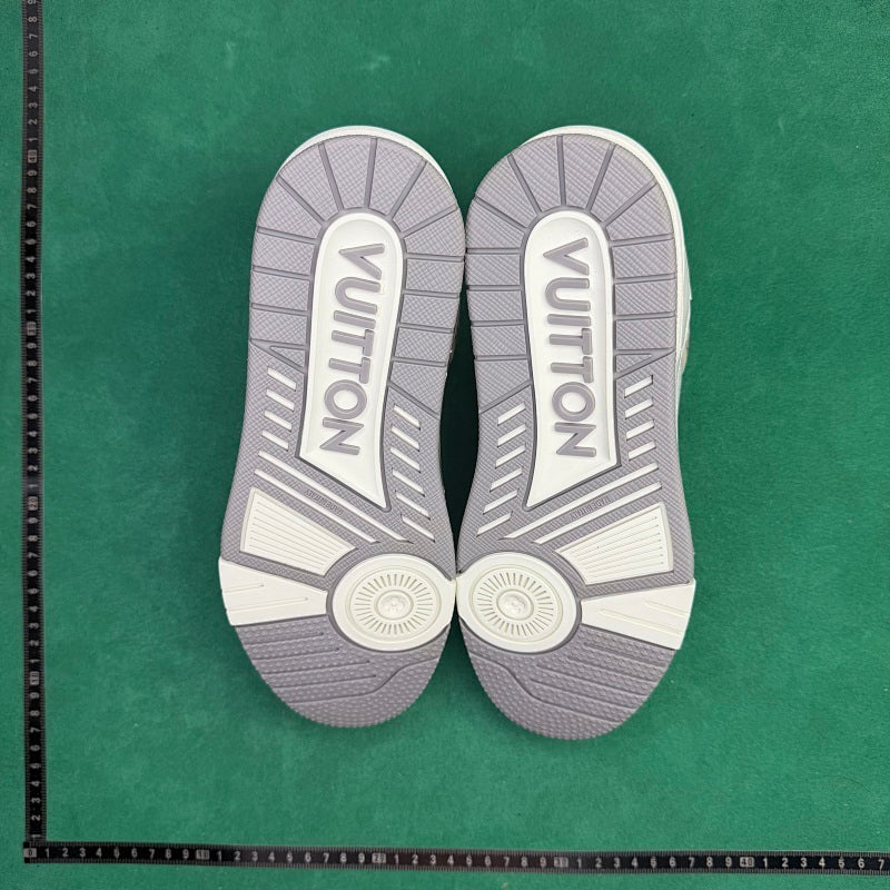 Louis Vuitton  - TT Trainer