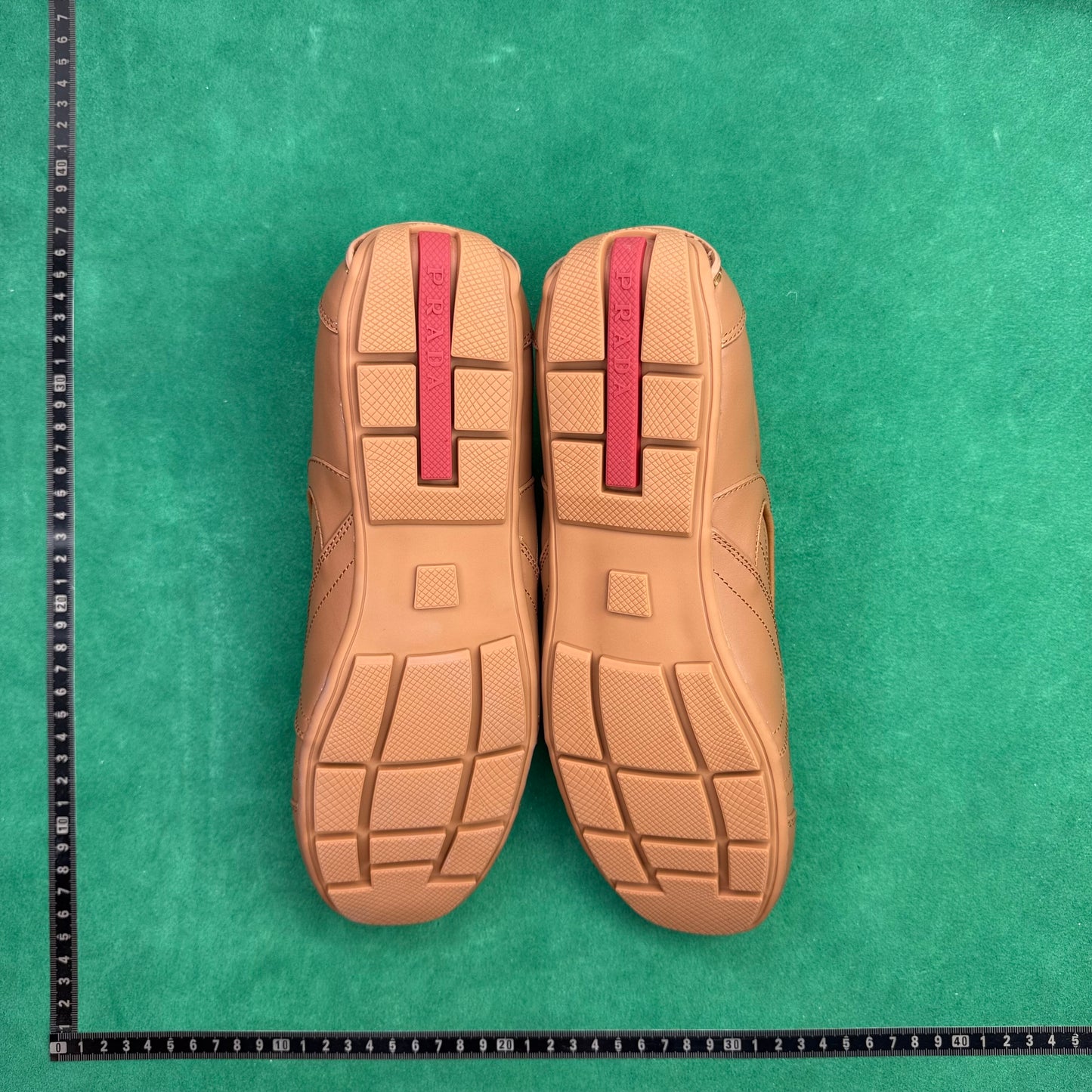 Prada- Re Edition