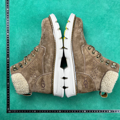 UGG