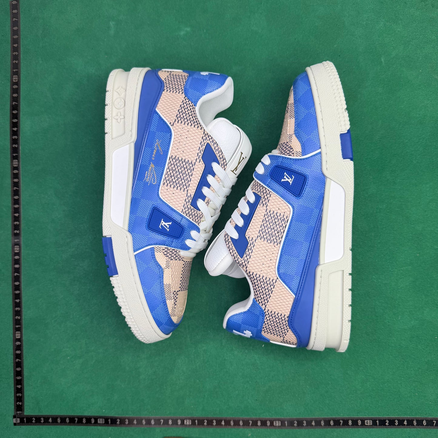 Louis Vuitton  - TT Trainer