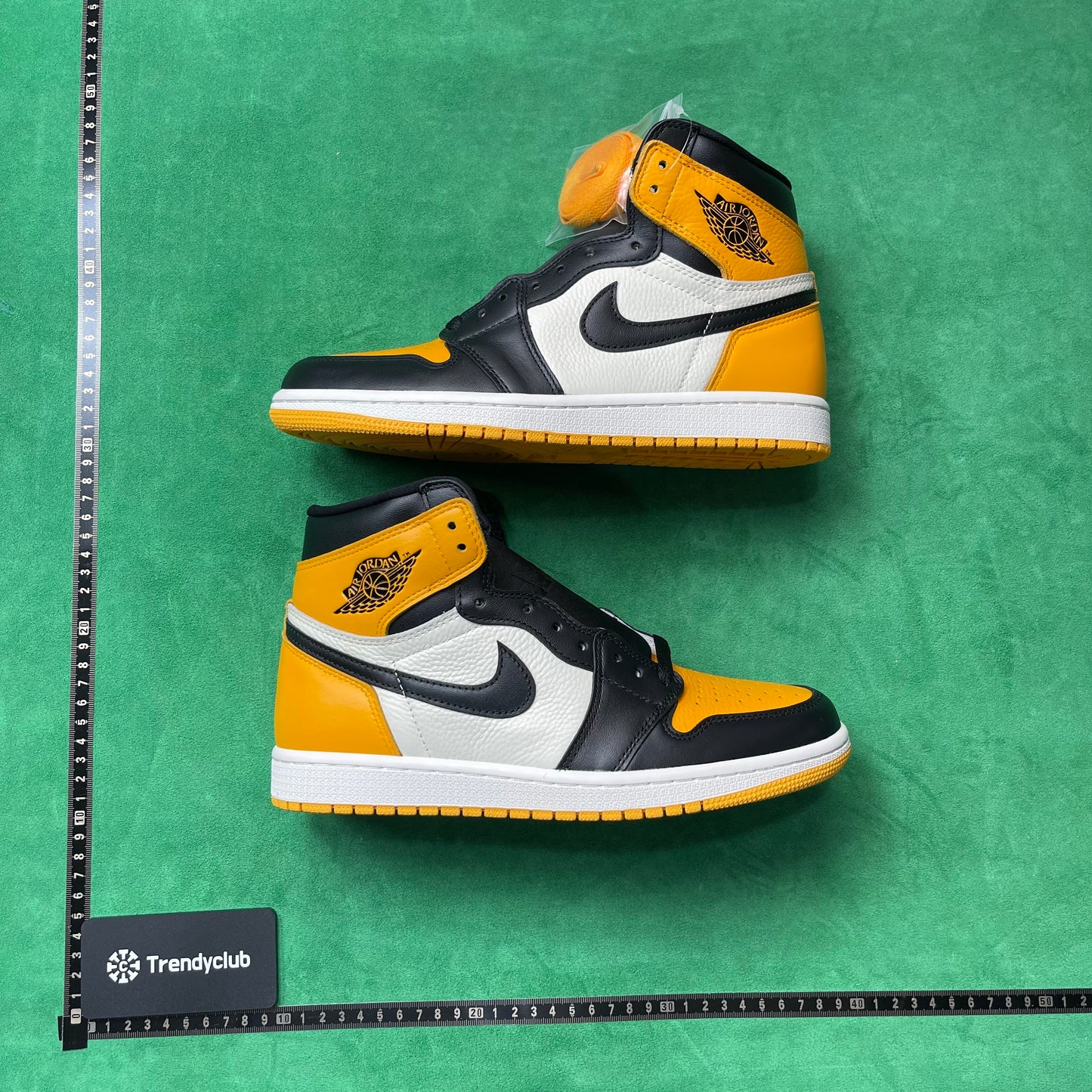 Air Jordan 1