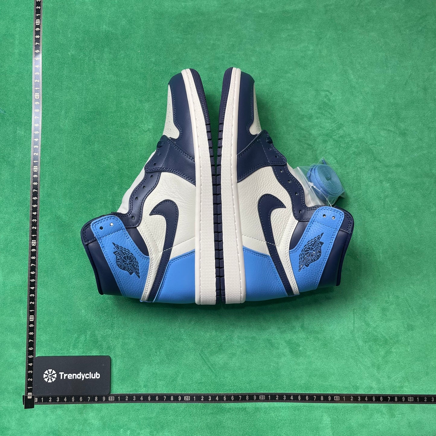 Air Jordan 1