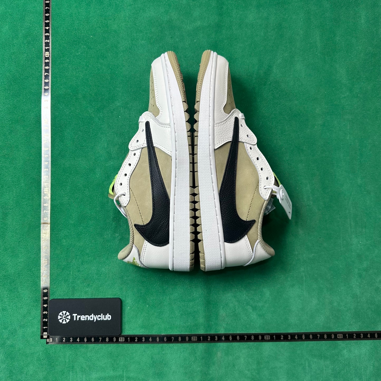 Air Jordan 1