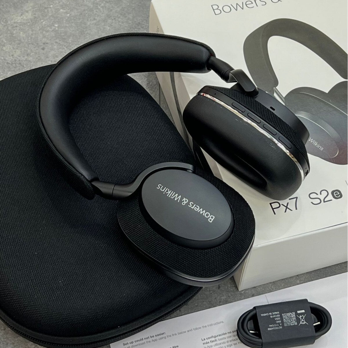 Bowers & Wilkins Headphone