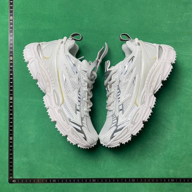 OffWhite - Be Right Back