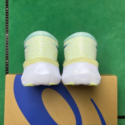 Asics Magic Speed 4