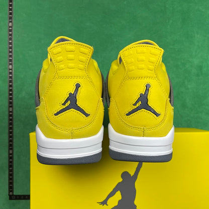 Air Jordan 4 Retro