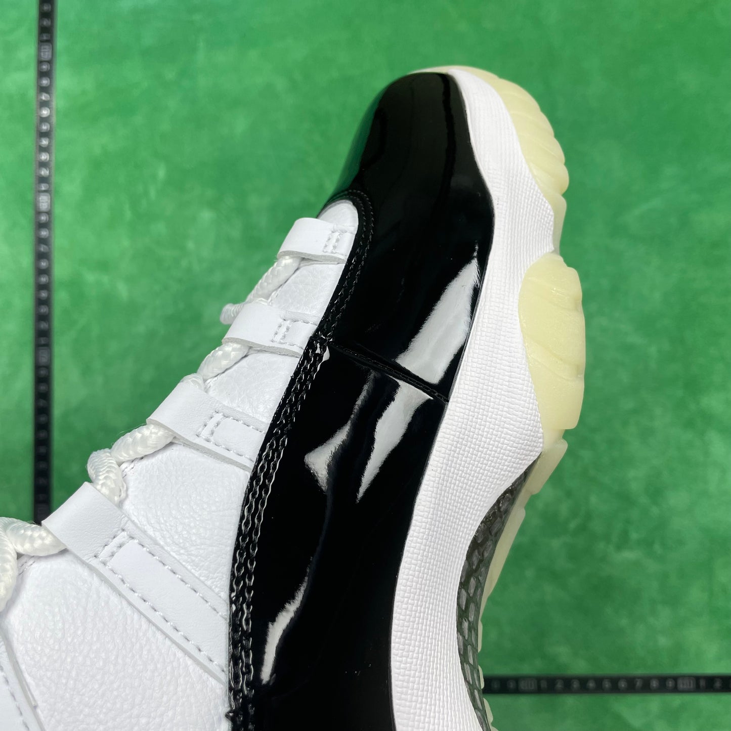Air Jordan 11 Retro