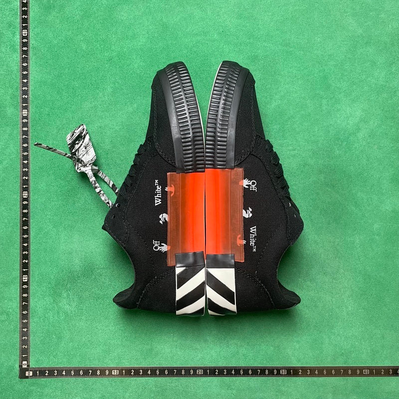 OffWhite - Gym Shoes Lovers