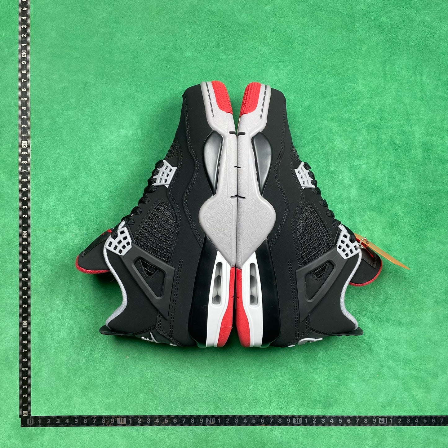 Air Jordan 4 Retro