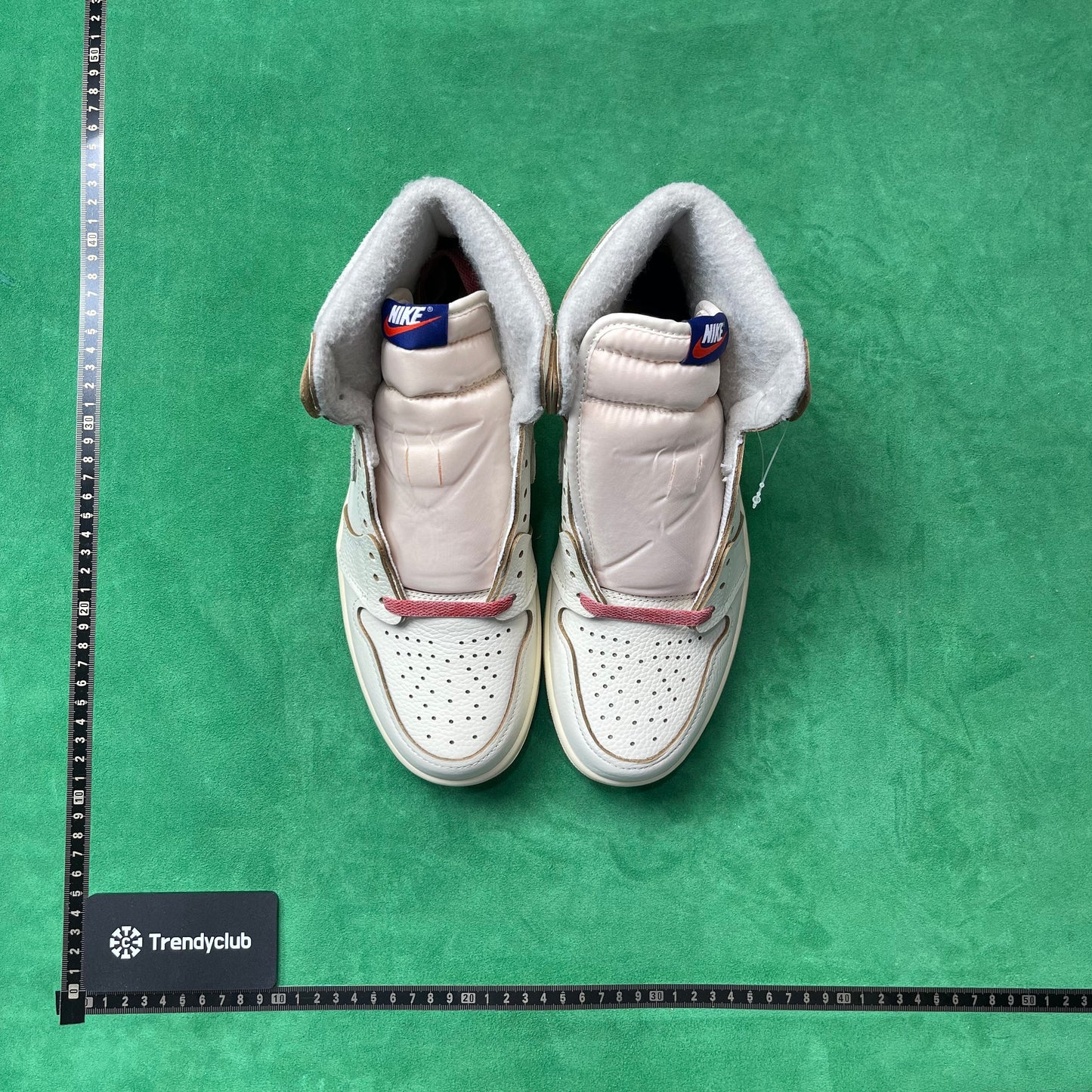 Air Jordan 1