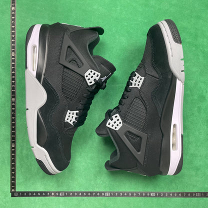 Air Jordan 4 Retro Se