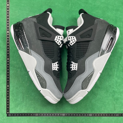 Air Jordan 4 Retro