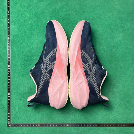 Asics Novablast 5