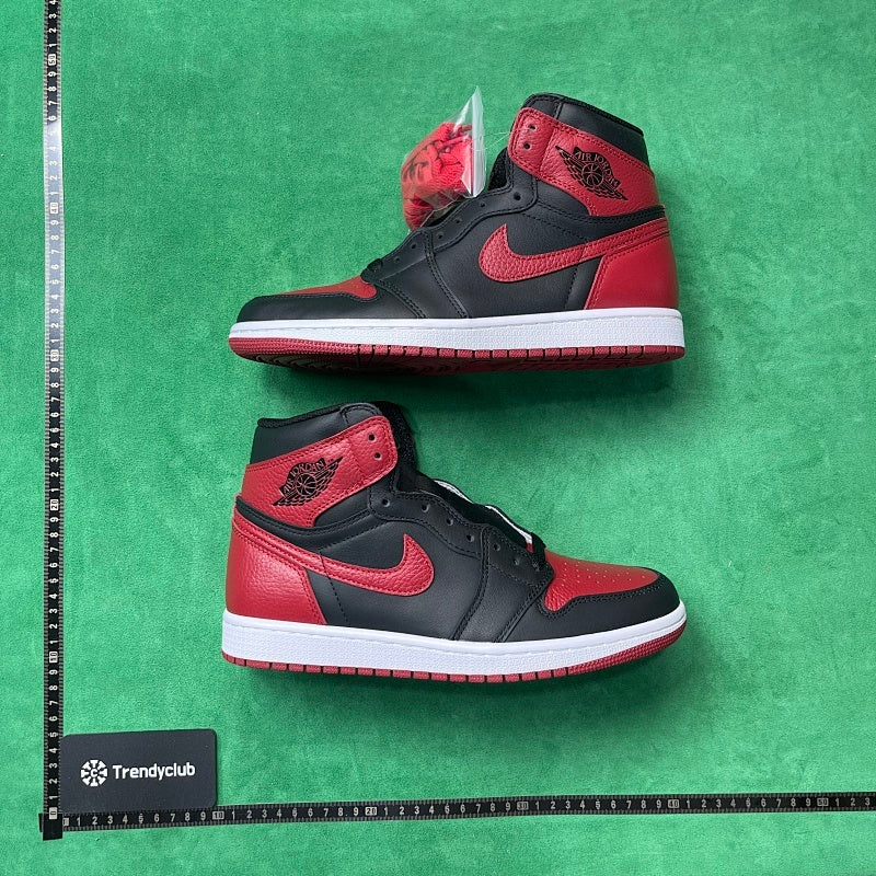 Air Jordan 1